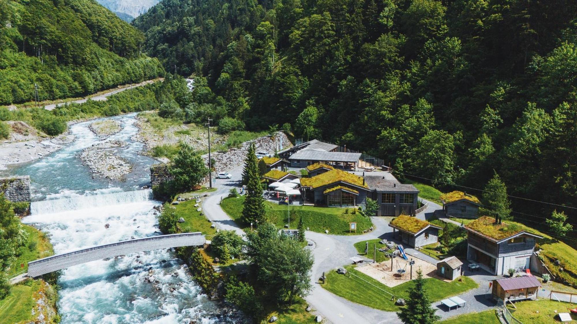 Huettenhotel Husky Lodge Muotathal エクステリア 写真
