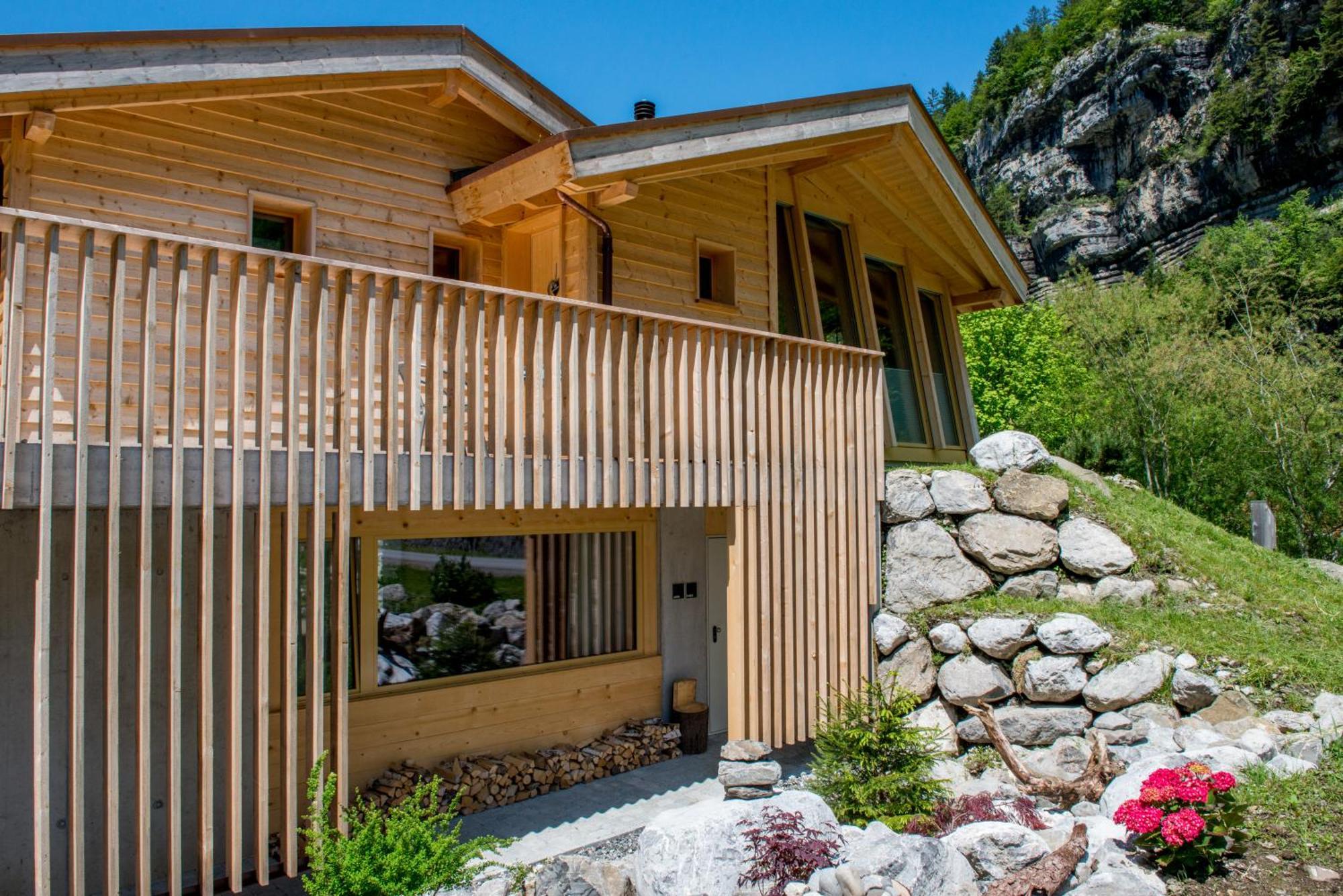 Huettenhotel Husky Lodge Muotathal エクステリア 写真