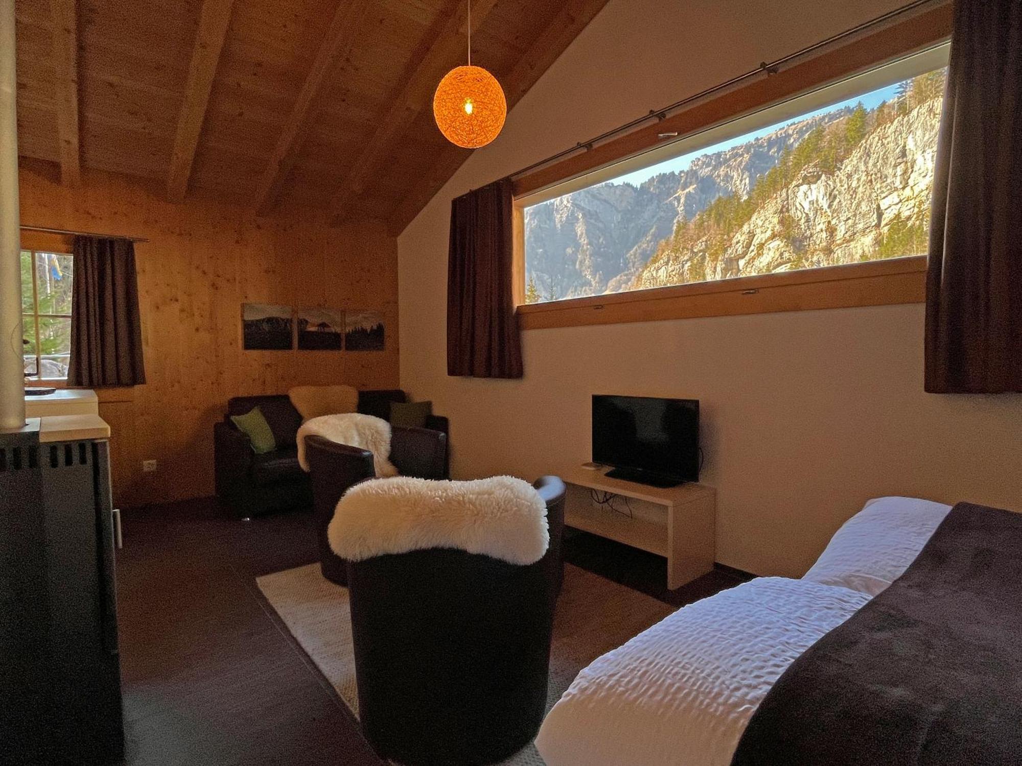 Huettenhotel Husky Lodge Muotathal エクステリア 写真