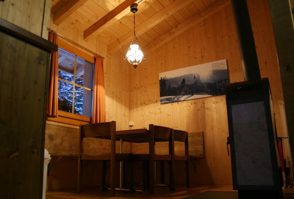 Huettenhotel Husky Lodge Muotathal 部屋 写真
